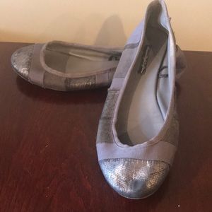 American Eagle gray and silver flats